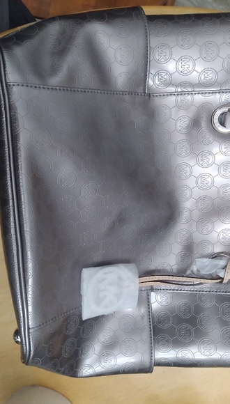 Michael Kors Signature E/W Tote - Picture 10 of 10